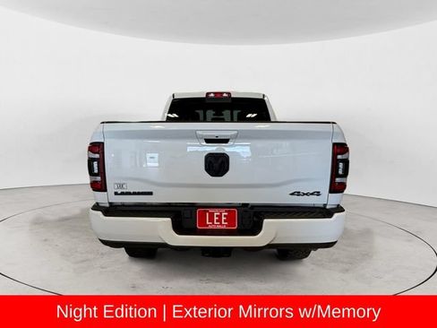 Used 2022 RAM 2500 Laramie w/ Night Edition AWD/4WD image 5