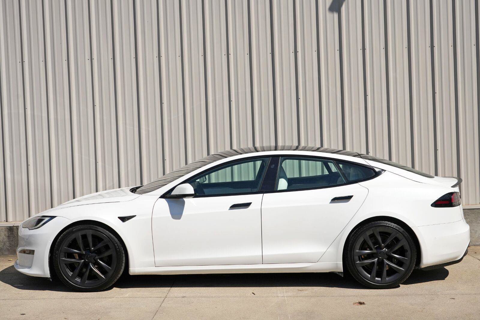 Used 2022 Tesla Model S Plaid AWD/4WD image 50