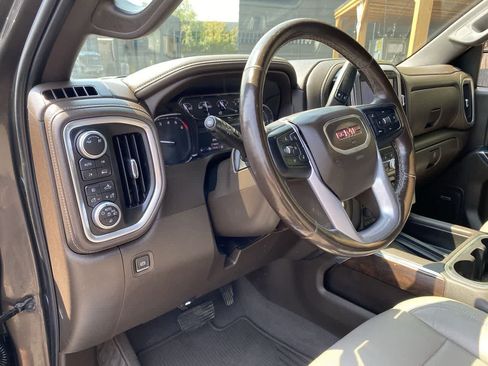 Used 2019 GMC Sierra 1500 SLT w/ SLT Premium Plus Package AWD/4WD image 2