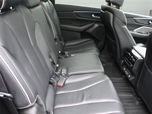 Certified 2023 Acura MDX SH-AWD w/ Advance Package image 19