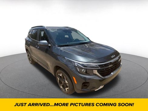 Used 2025 Kia Seltos S FWD image 1