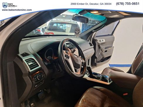 Used 2011 Ford Explorer Limited w/ 302A Rapid Spec Order Code FWD image 25