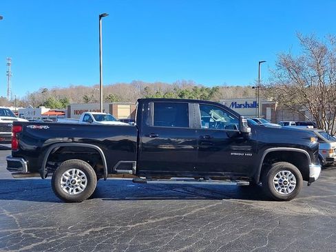 Used 2024 Chevrolet Silverado 2500 LT image 8