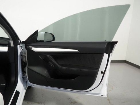 Used 2023 Tesla Model 3 RWD image 55