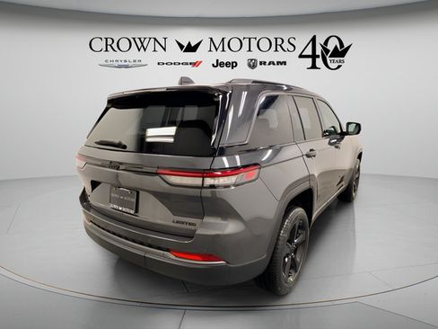 Used 2026 Jeep Grand Cherokee Limited w/ Limited Altitude Package AWD/4WD image 6