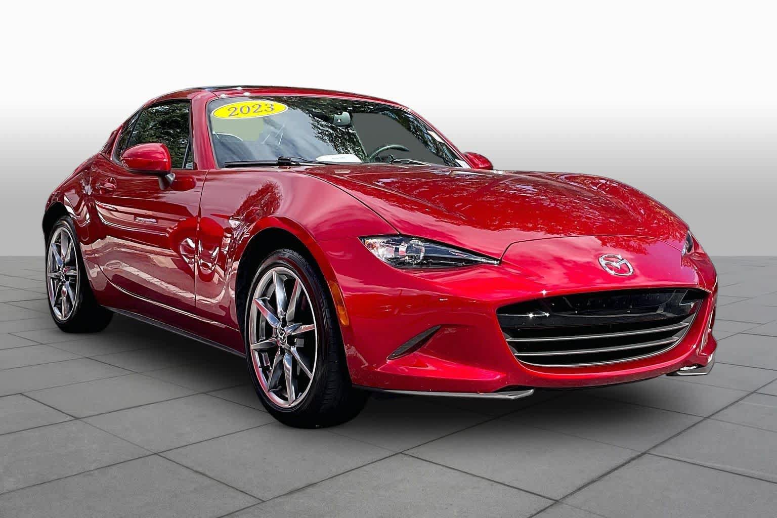 Used 2023 MAZDA MX-5 Miata Grand Touring RWD image 3