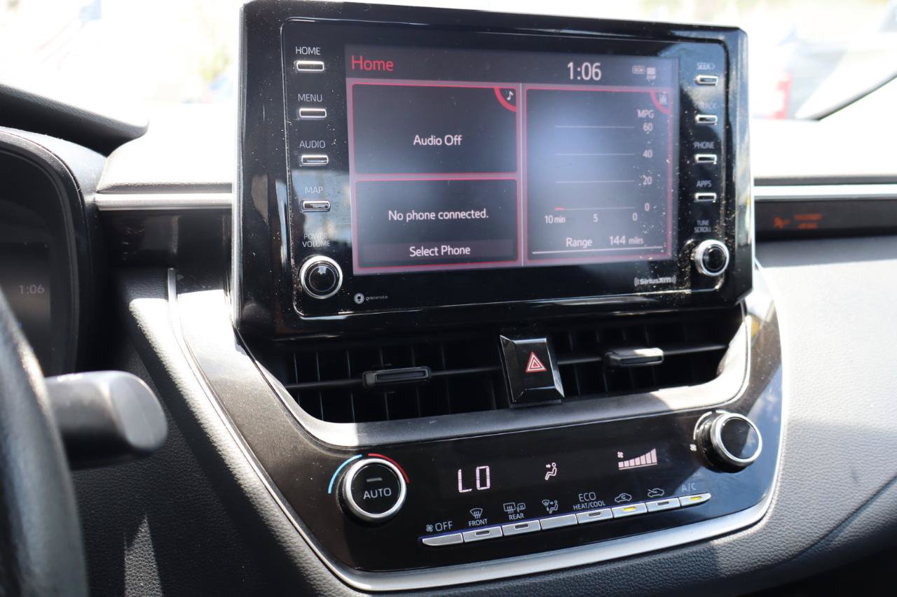 Used 2021 Toyota Corolla LE FWD image 19