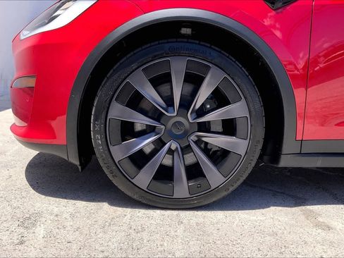 Used 2022 Tesla Model X Plaid AWD/4WD image 9