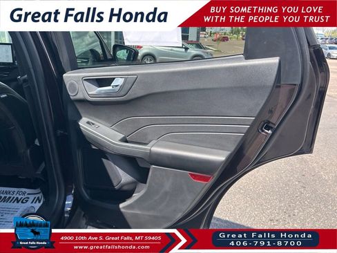 Used 2023 Ford Escape ST-Line Elite w/ Premium Technology Package AWD/4WD image 24