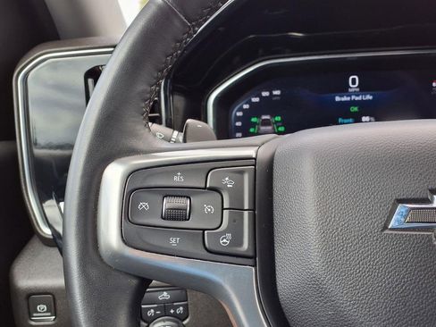 Used 2024 Chevrolet Silverado 1500 RST AWD/4WD image 31