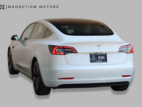 Used 2018 Tesla Model 3 Mid Range RWD image 7