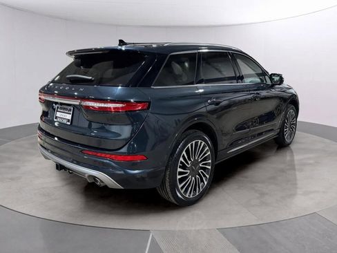 Certified 2022 Lincoln Corsair Reserve w/ Equipment Group 201A image 3