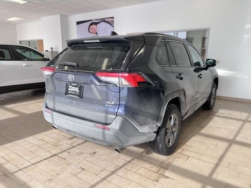 Used 2025 Toyota RAV4 XLE image 16