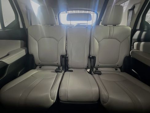 Used 2023 Honda Pilot EX-L image 26