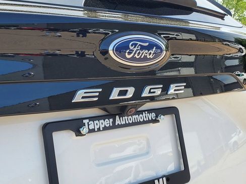 Certified 2023 Ford Edge Titanium w/ Equipment Group 301A AWD/4WD image 7