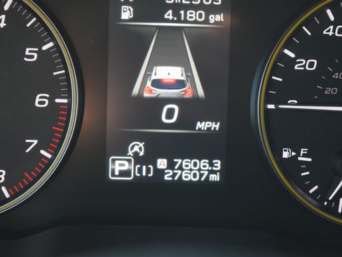 Used 2024 Subaru Crosstrek 2.5i Sport AWD/4WD image 15