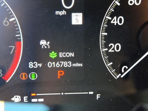 Used 2023 Honda Civic Sport image 34