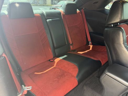 Used 2015 Dodge Challenger SRT w/ Technology Group RWD image 24