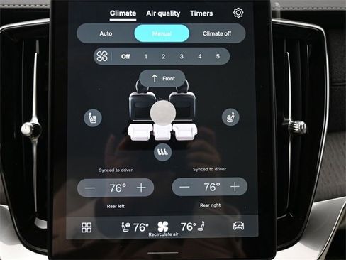 New 2026 Volvo XC90 B6 Ultra image 24