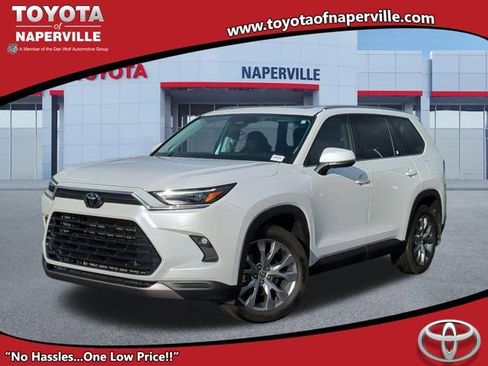 Used 2024 Toyota Grand Highlander Limited image 1