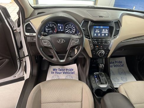 Used 2017 Hyundai Santa Fe Sport FWD image 23