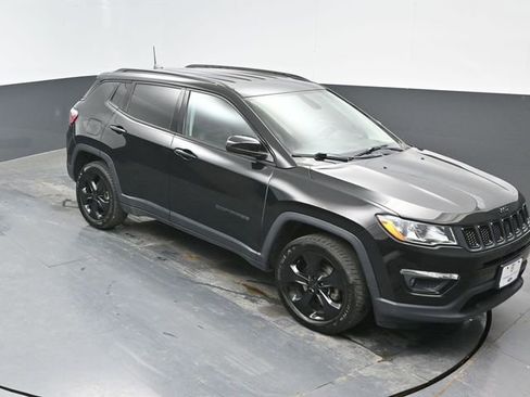 Used 2019 Jeep Compass Latitude AWD/4WD image 18