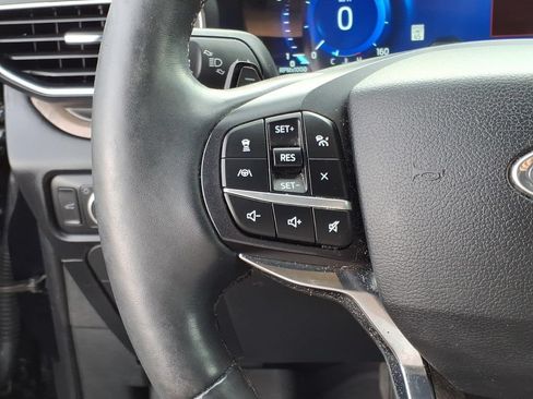 Used 2020 Ford Explorer Platinum w/ Premium Technology Package AWD/4WD image 22
