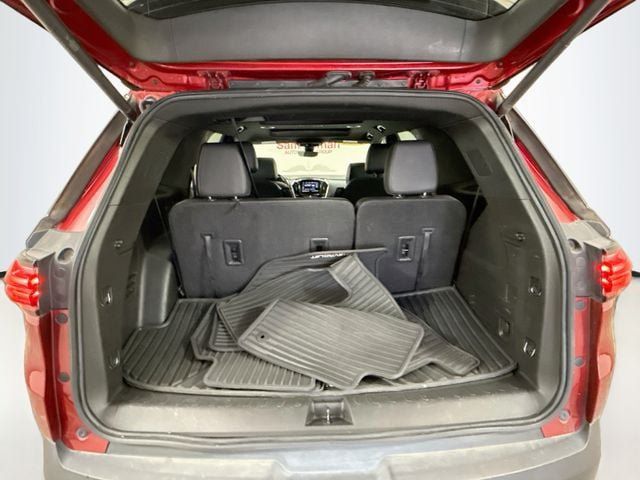 Used 2023 Chevrolet Traverse RS AWD/4WD image 28