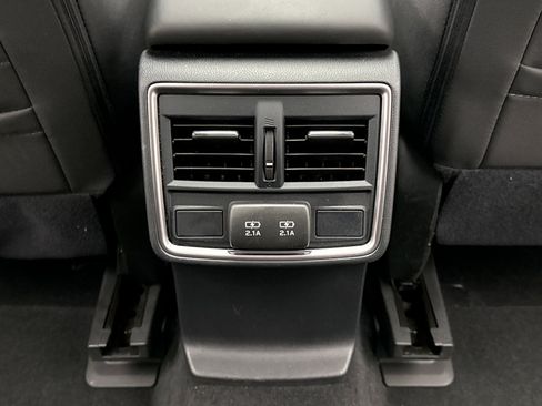 Used 2022 Subaru Forester Premium w/ Popular Package #1 AWD/4WD image 21