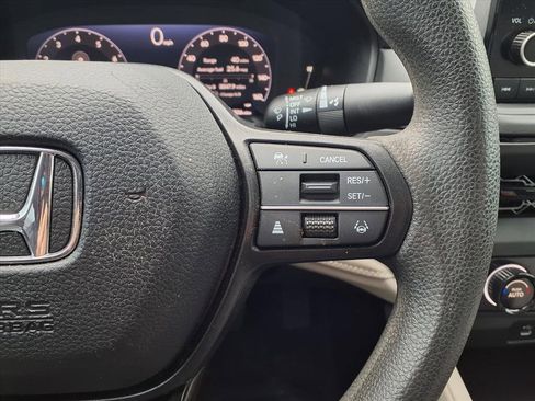 Used 2023 Honda Accord LX image 17