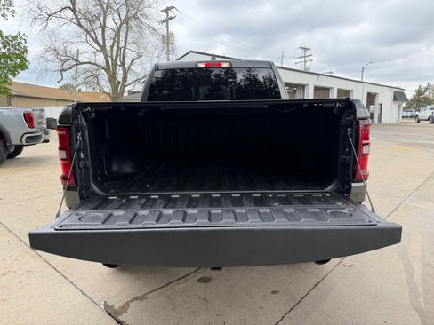 Used 2025 RAM 1500 Laramie w/ Night Edition image 34