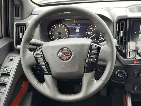 New 2026 Nissan Frontier PRO-4X w/ Pro-4x Convenience Package image 18