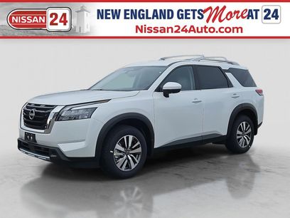 New 2025 Nissan Pathfinder SL