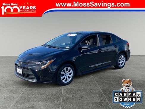 Used 2025 Toyota Corolla LE FWD image 1
