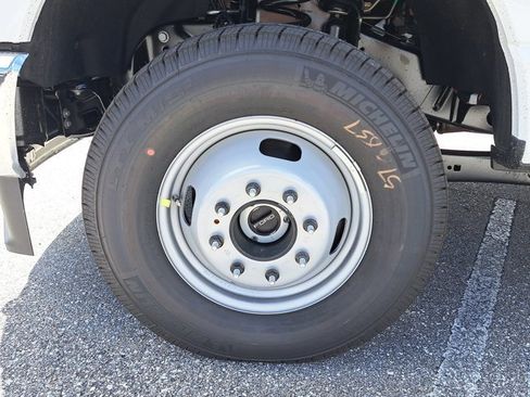 New 2026 Ford F350 XL w/ XL Driver Assist Package image 6