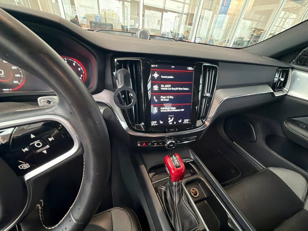 Used 2019 Volvo S60 T6 R-Design AWD/4WD image 12