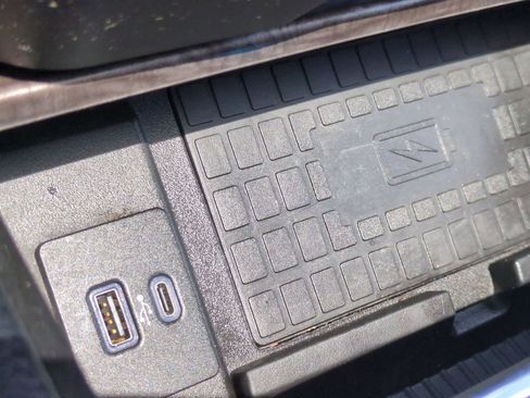 Used 2020 Ford Expedition Max Limited AWD/4WD image 33