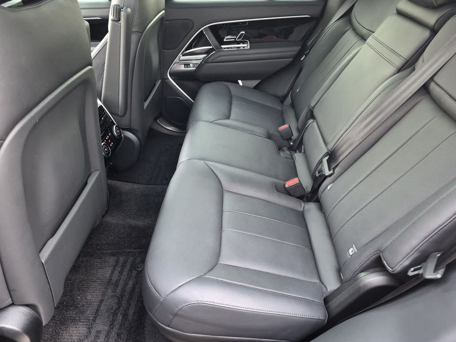 Used 2023 Land Rover Range Rover SE AWD/4WD image 20