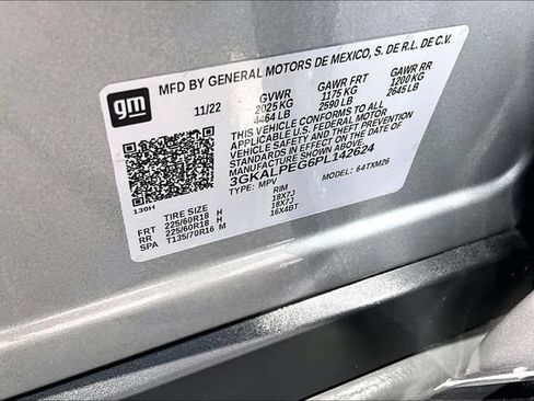 Used 2023 GMC Terrain SLT FWD image 19