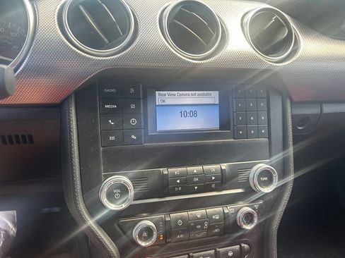 Used 2019 Ford Mustang GT RWD image 15