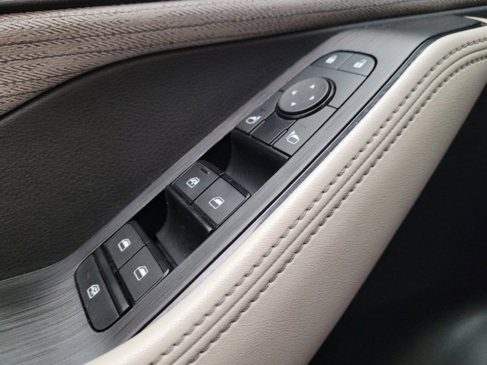 Used 2023 Nissan Rogue SV FWD image 27