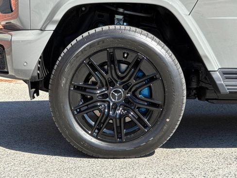 Used 2025 Mercedes-Benz G 580 w/ EQ Technology image 30