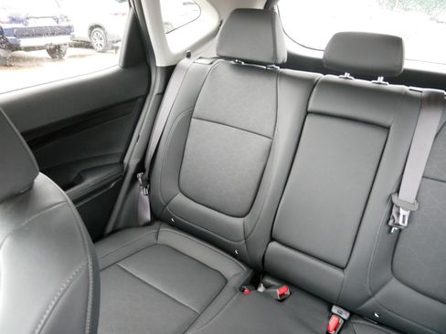 Used 2024 Kia Seltos EX AWD/4WD image 12