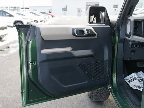 Used 2023 Ford Bronco Wildtrak image 13