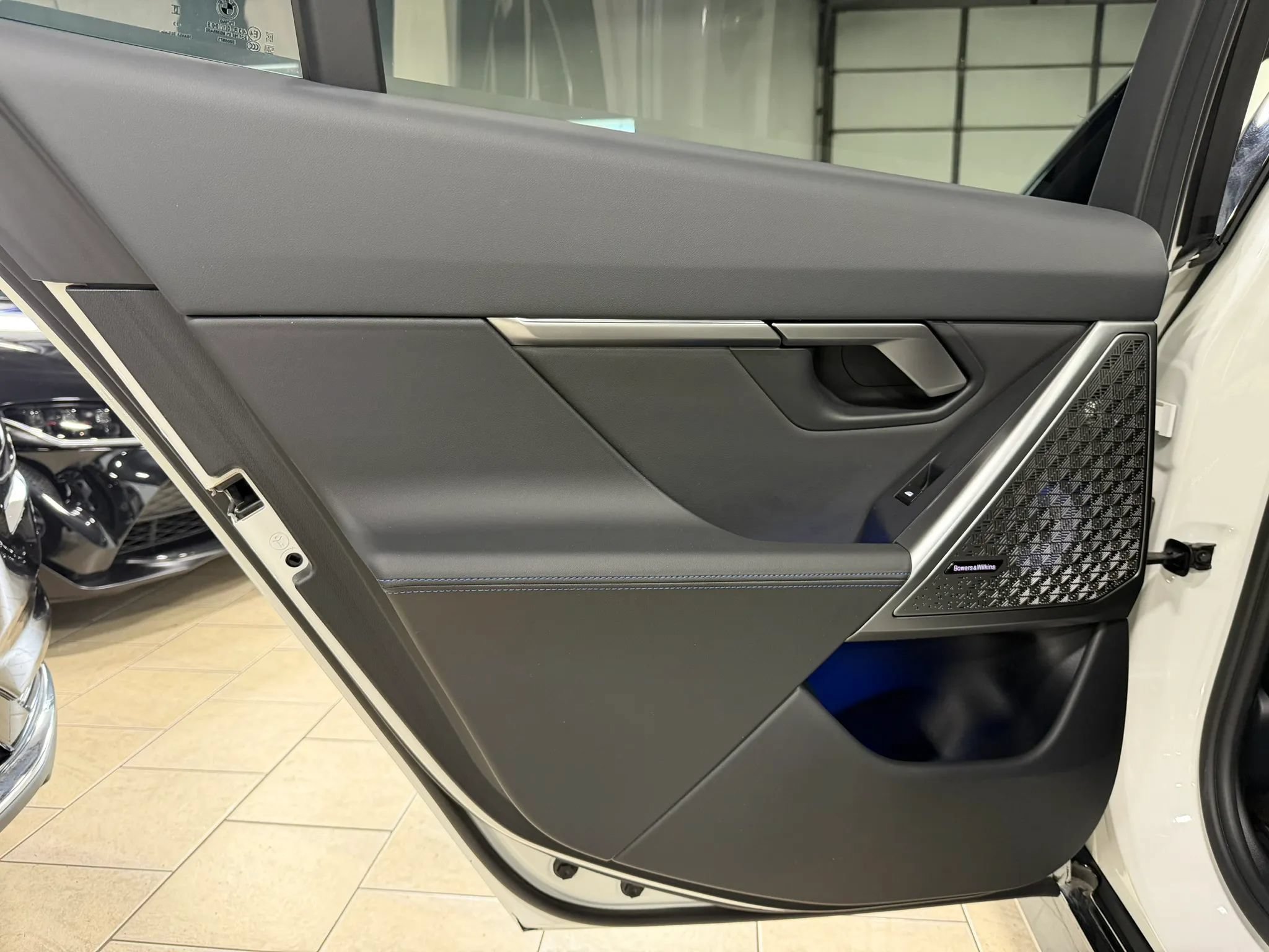 Used 2024 BMW i5 M60 w/ Premium Package AWD/4WD image 34