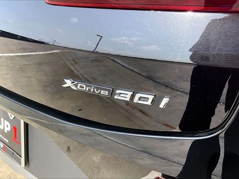 Used 2025 BMW X4 xDrive30i AWD/4WD image 9