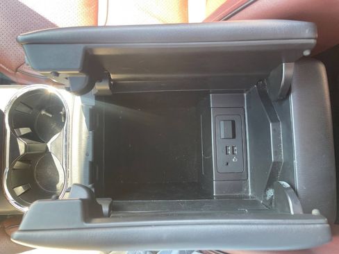 Used 2017 MAZDA CX-9 Signature AWD/4WD image 28