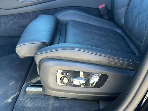 Used 2026 BMW X5 M60i image 15