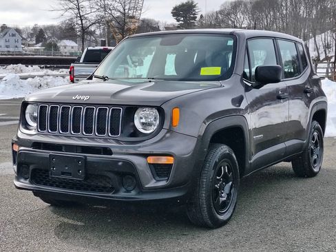 Used 2019 Jeep Renegade Sport image 3