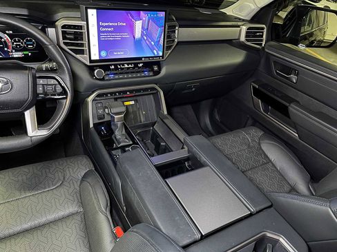 Used 2023 Toyota Sequoia Limited image 38